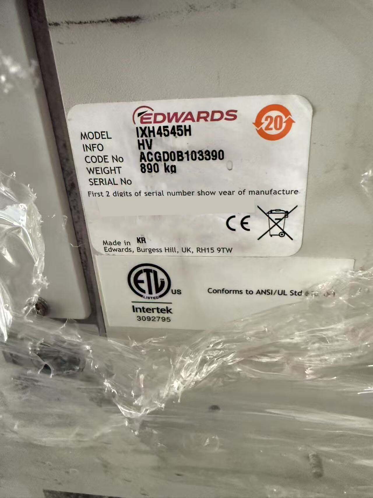 Foto Verwendet EDWARDS Lot of dry pumps Zum Verkauf