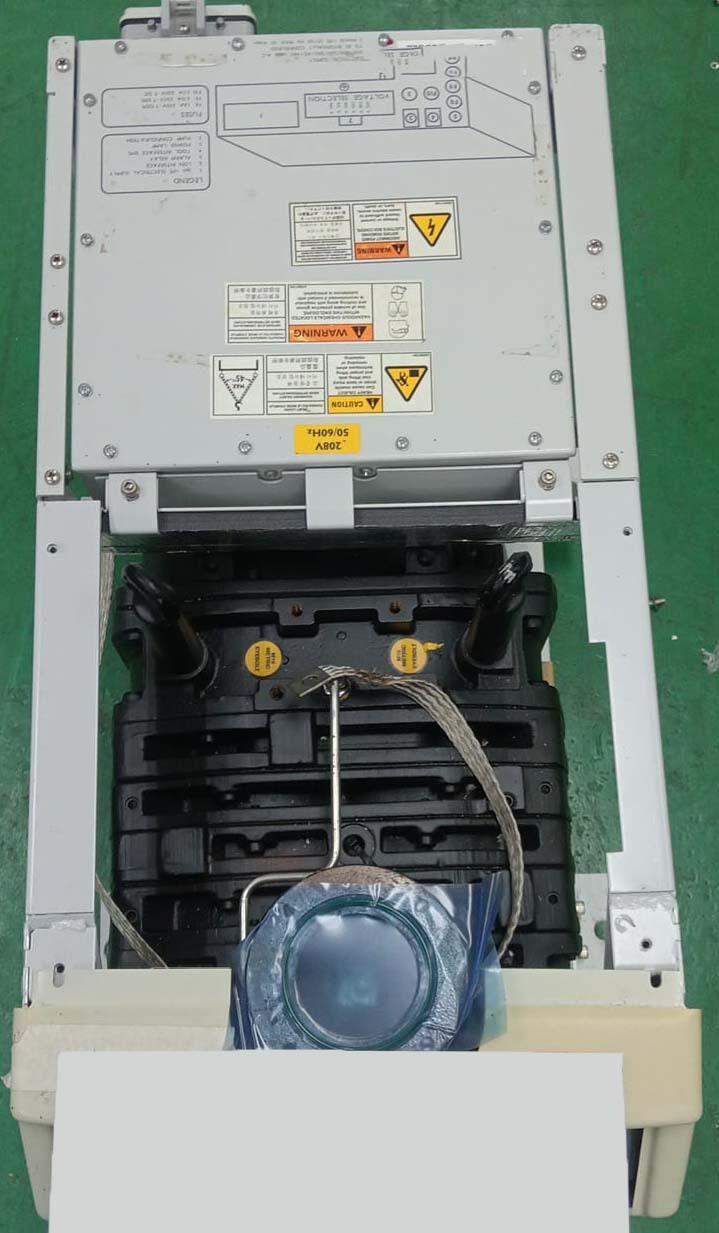 사진 사용됨 EDWARDS Lot of dry pumps 판매용