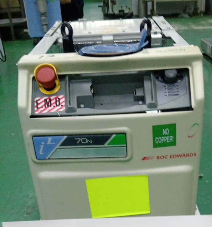 사진 사용됨 EDWARDS Lot of dry pumps 판매용
