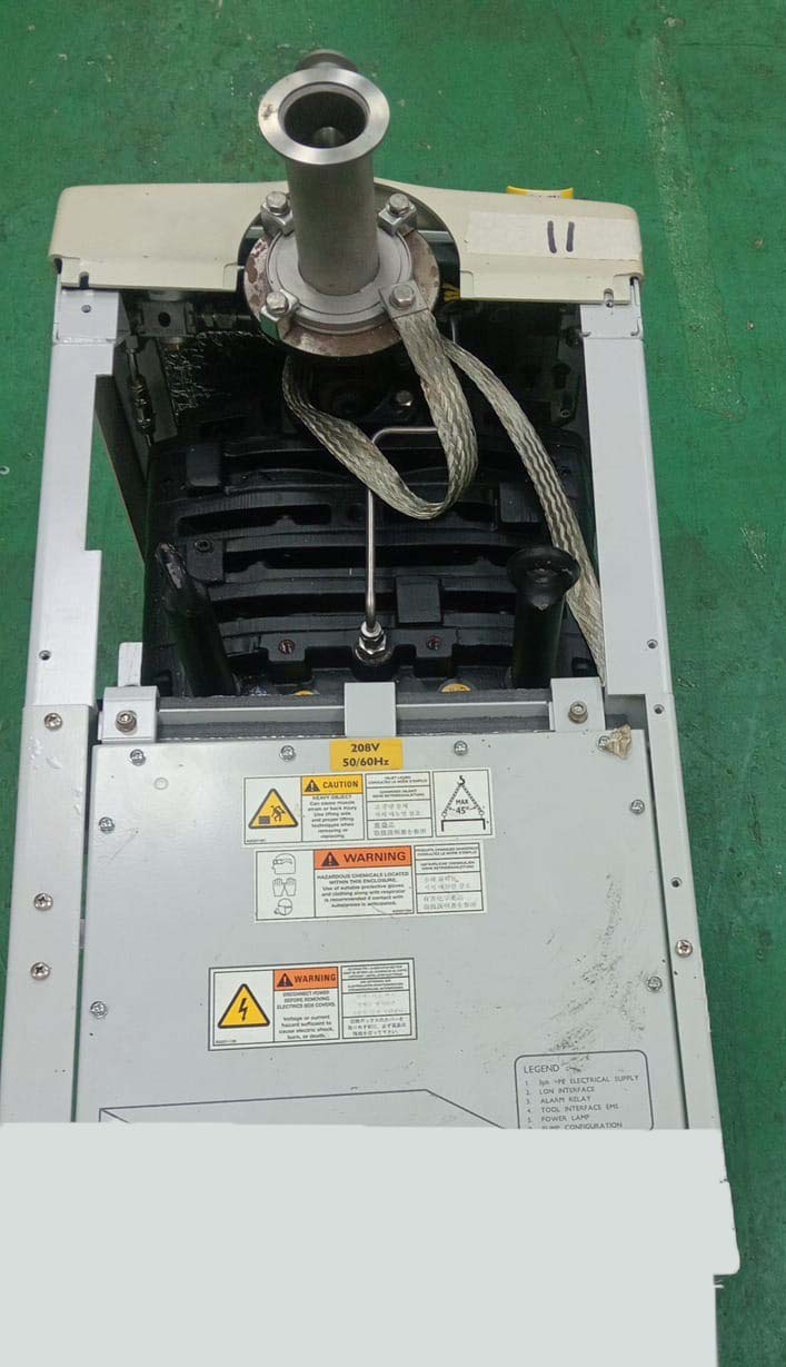 사진 사용됨 EDWARDS Lot of dry pumps 판매용
