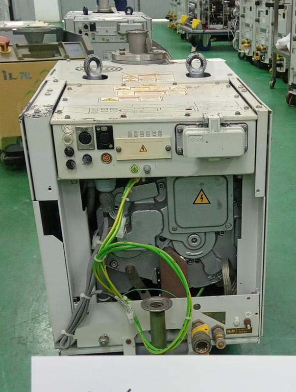 사진 사용됨 EDWARDS Lot of dry pumps 판매용