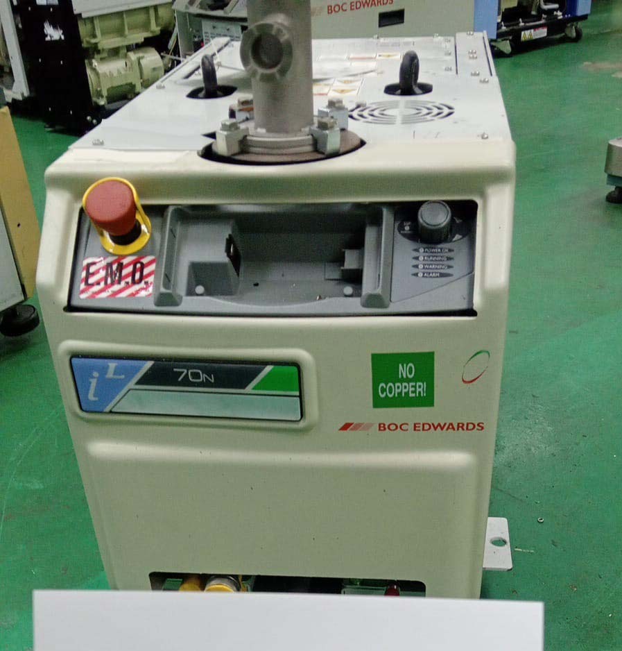 사진 사용됨 EDWARDS Lot of dry pumps 판매용