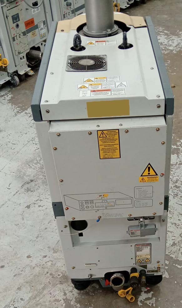 사진 사용됨 EDWARDS Lot of dry pumps 판매용