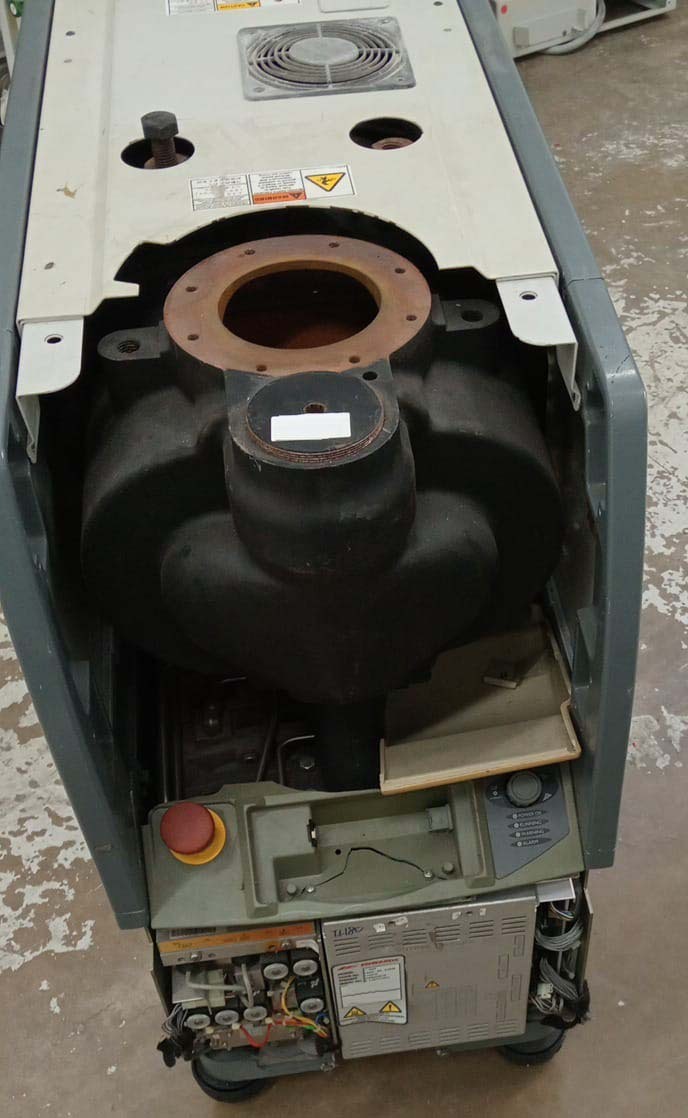 사진 사용됨 EDWARDS Lot of dry pumps 판매용