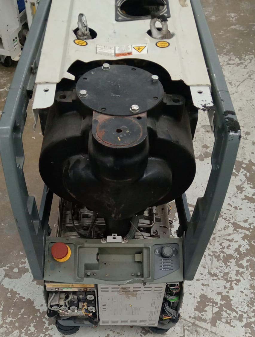 사진 사용됨 EDWARDS Lot of dry pumps 판매용