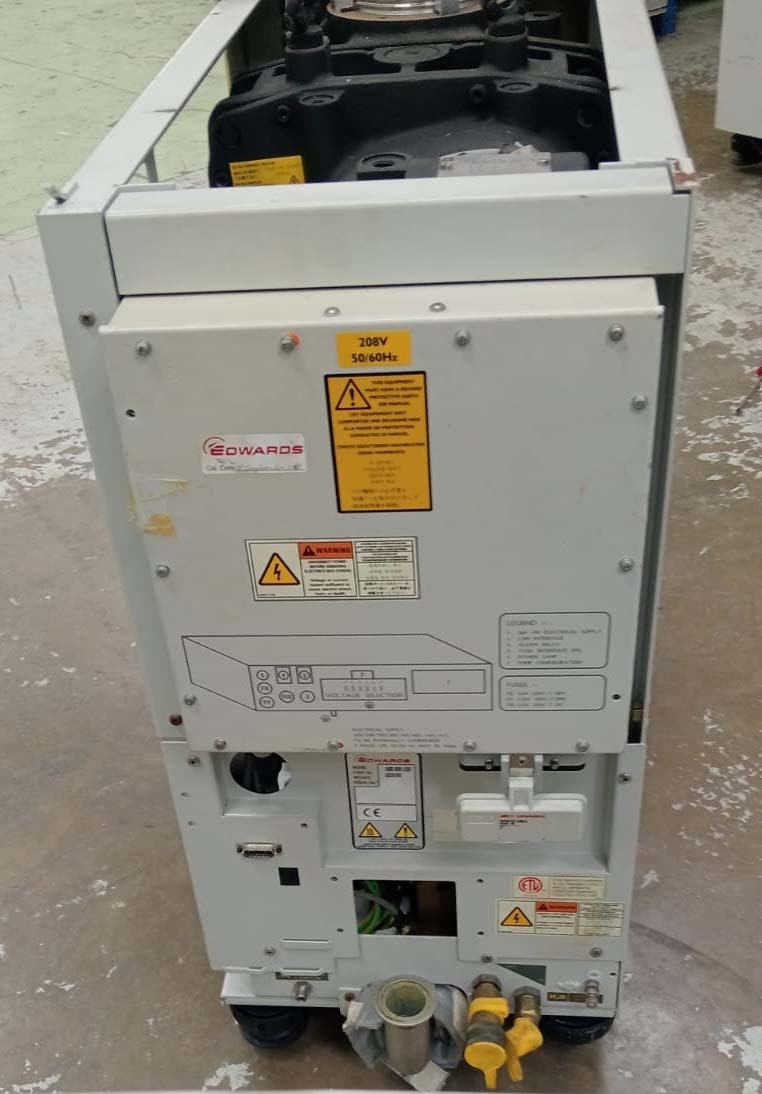 사진 사용됨 EDWARDS Lot of dry pumps 판매용