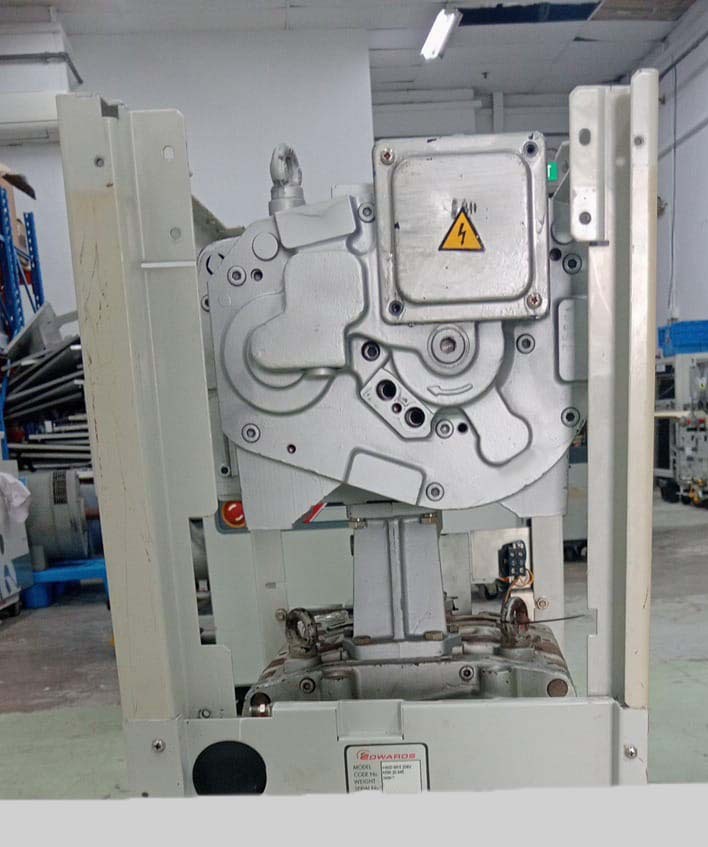 사진 사용됨 EDWARDS Lot of dry pumps 판매용