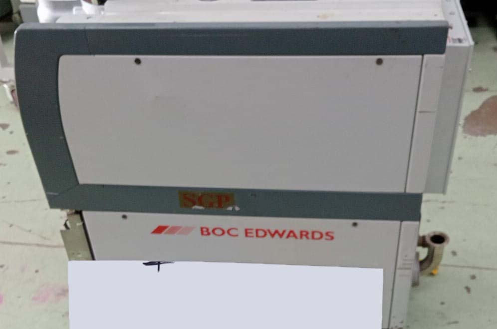 사진 사용됨 EDWARDS Lot of dry pumps 판매용