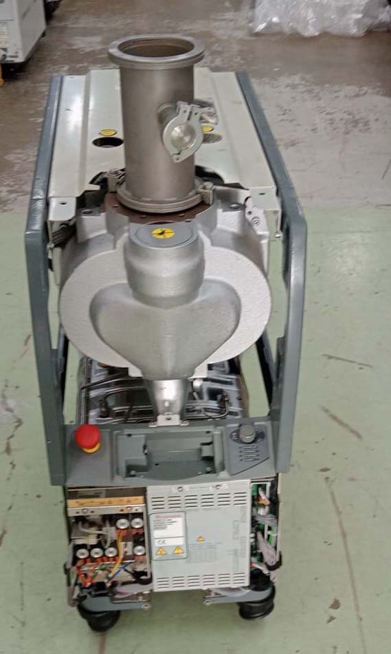 사진 사용됨 EDWARDS Lot of dry pumps 판매용