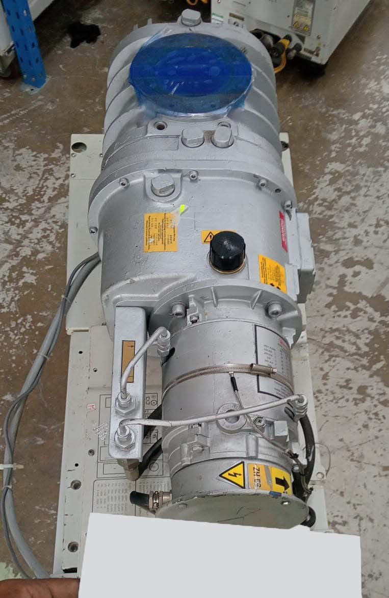 사진 사용됨 EDWARDS Lot of dry pumps 판매용