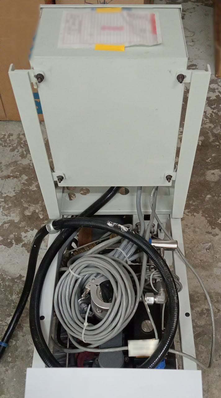 사진 사용됨 EDWARDS Lot of dry pumps 판매용