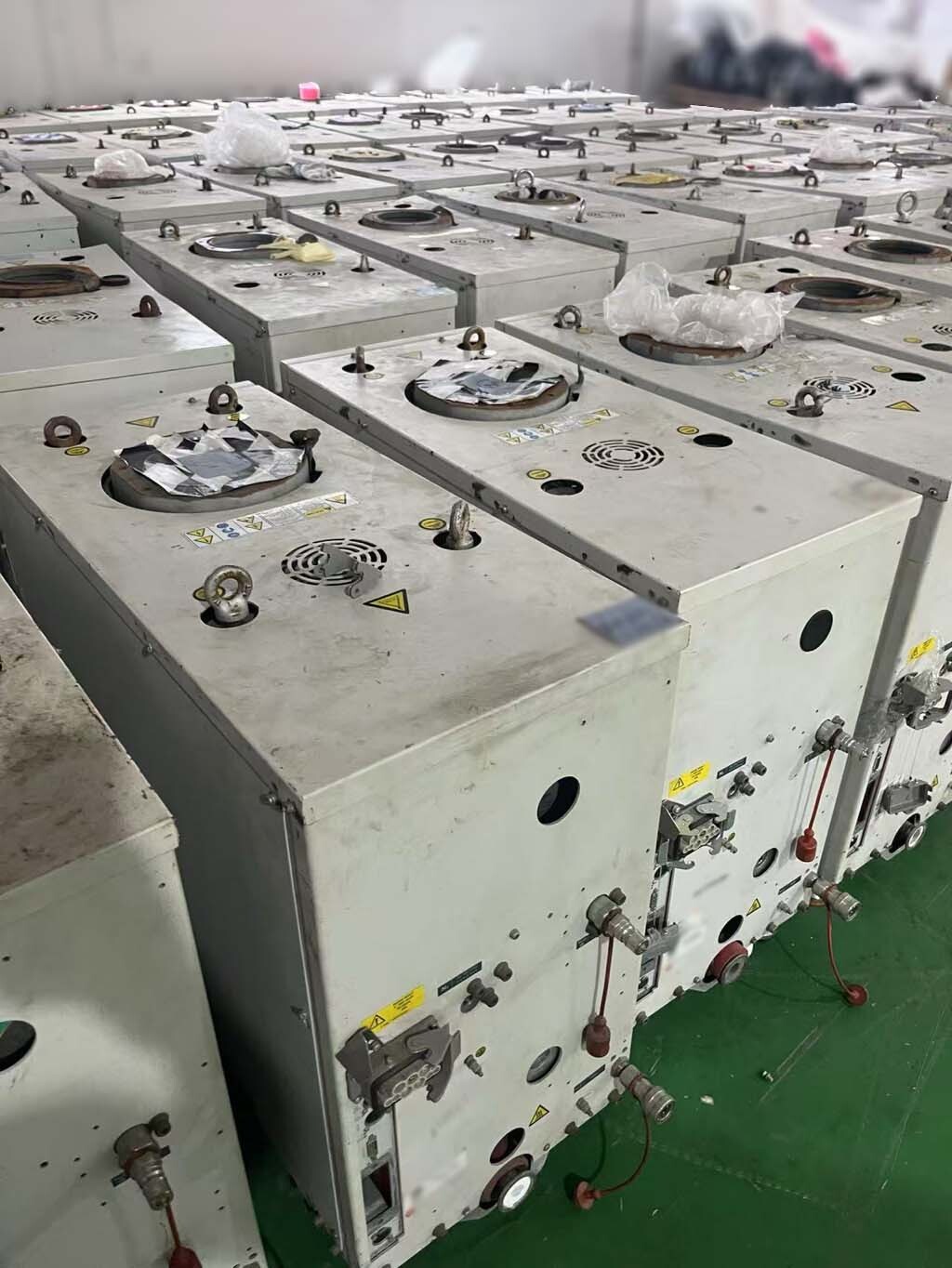 图为 已使用的 EDWARDS iXH1820 待售