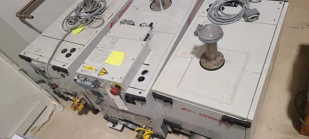 Photo Used EDWARDS iQDP80 For Sale