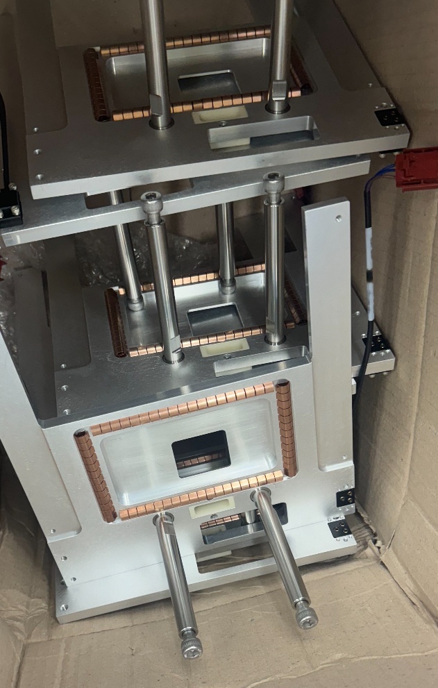 Photo Utilisé EDWARDS Oxide chambers for P5000 EMxP+ À vendre