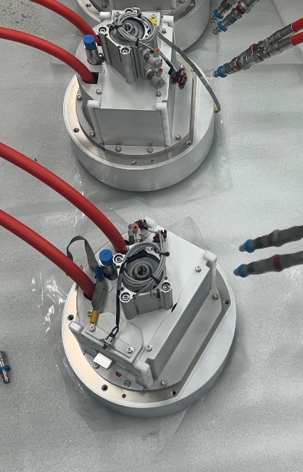 Photo Utilisé EDWARDS Oxide chambers for P5000 EMxP+ À vendre