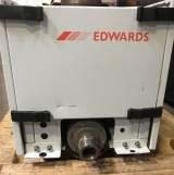 Foto Verwendet EDWARDS QDP40 / QMB250 Zum Verkauf