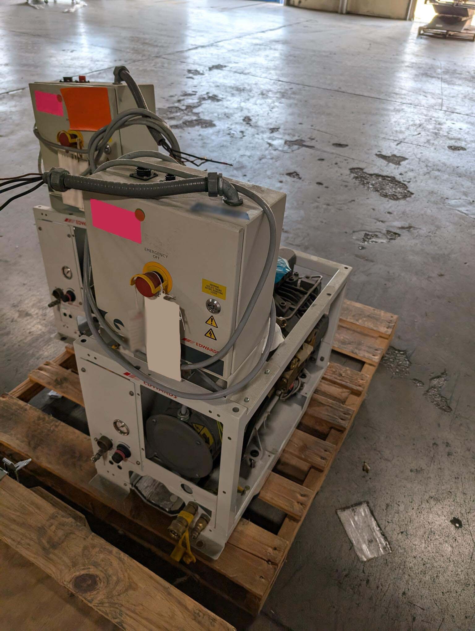 圖為 已使用的 EDWARDS QDP40 待售