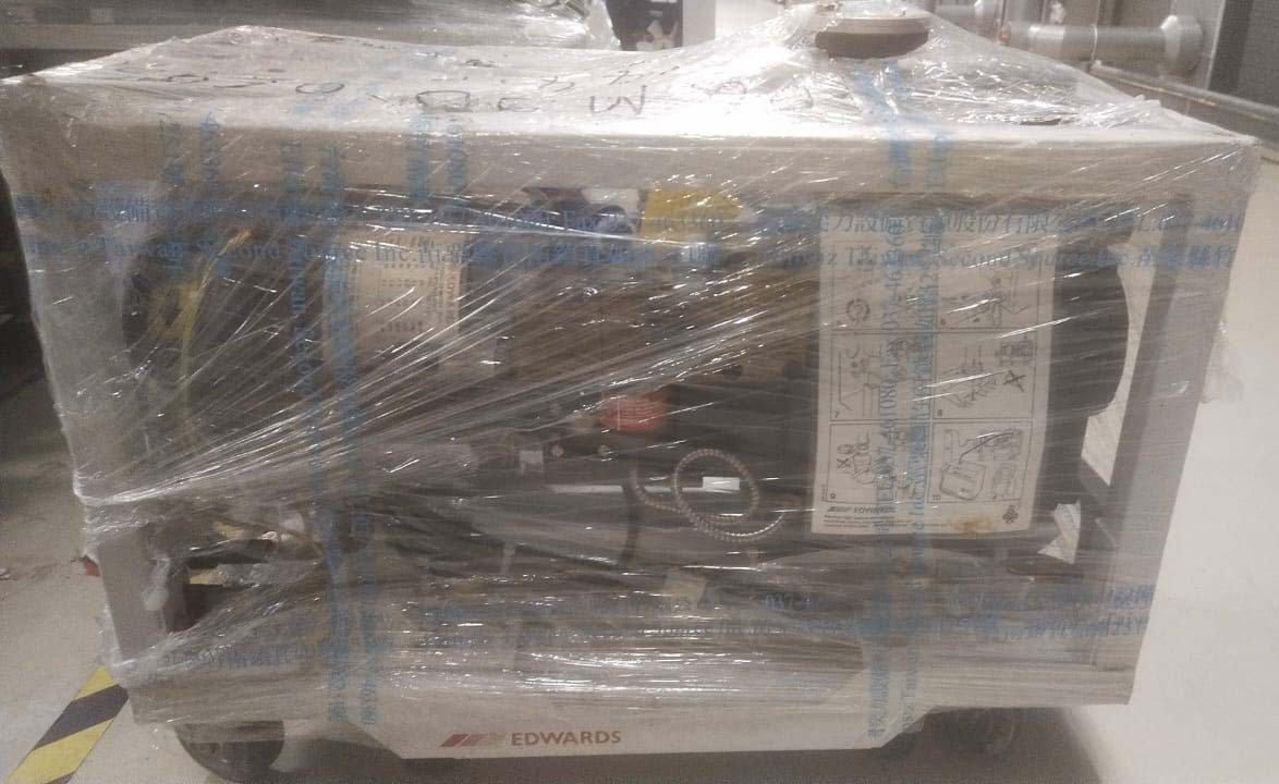 Photo Used EDWARDS iQDP40 For Sale