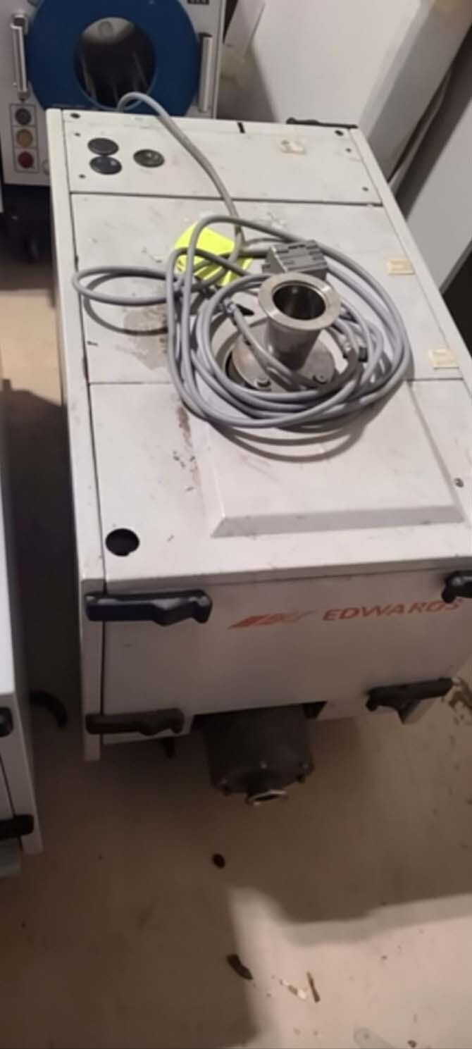 Photo Utilisé EDWARDS QDP40 À vendre