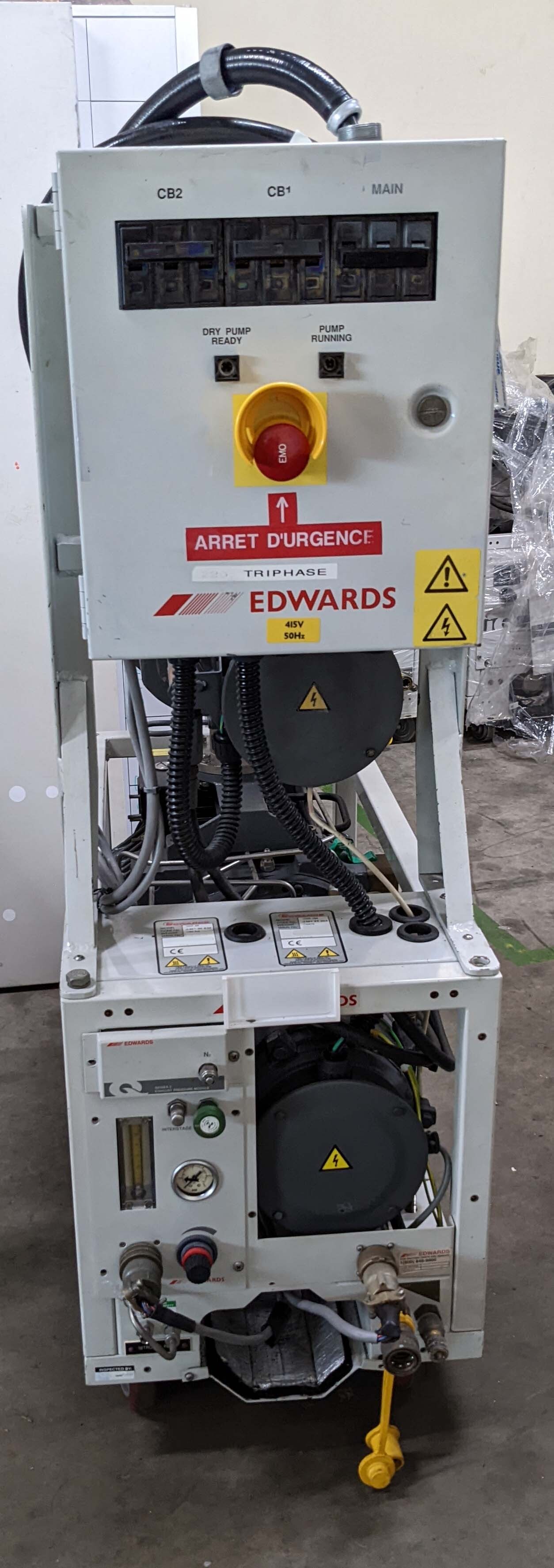 Photo Used EDWARDS QDP80 / QMB250 For Sale