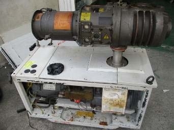 Photo Used EDWARDS QDP80 / QMB250 For Sale