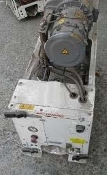 Foto Verwendet EDWARDS QDP80 / QMB250 Zum Verkauf