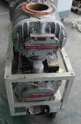 Photo Used EDWARDS QDP80 / QMB500 For Sale