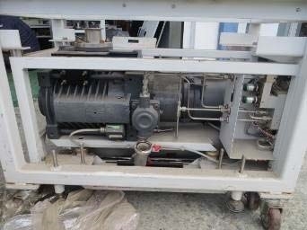 Photo Used EDWARDS QDP80 For Sale