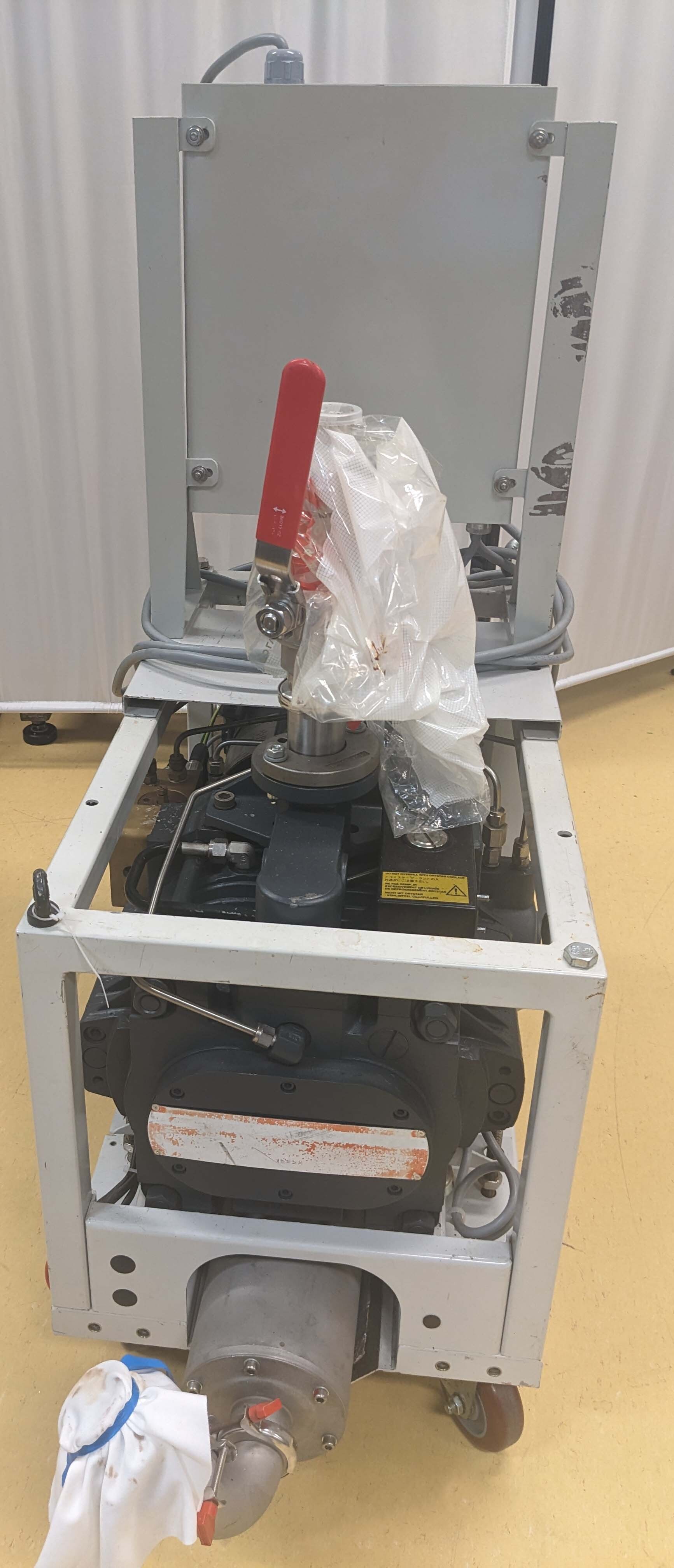 Foto Verwendet EDWARDS QDP80 Zum Verkauf