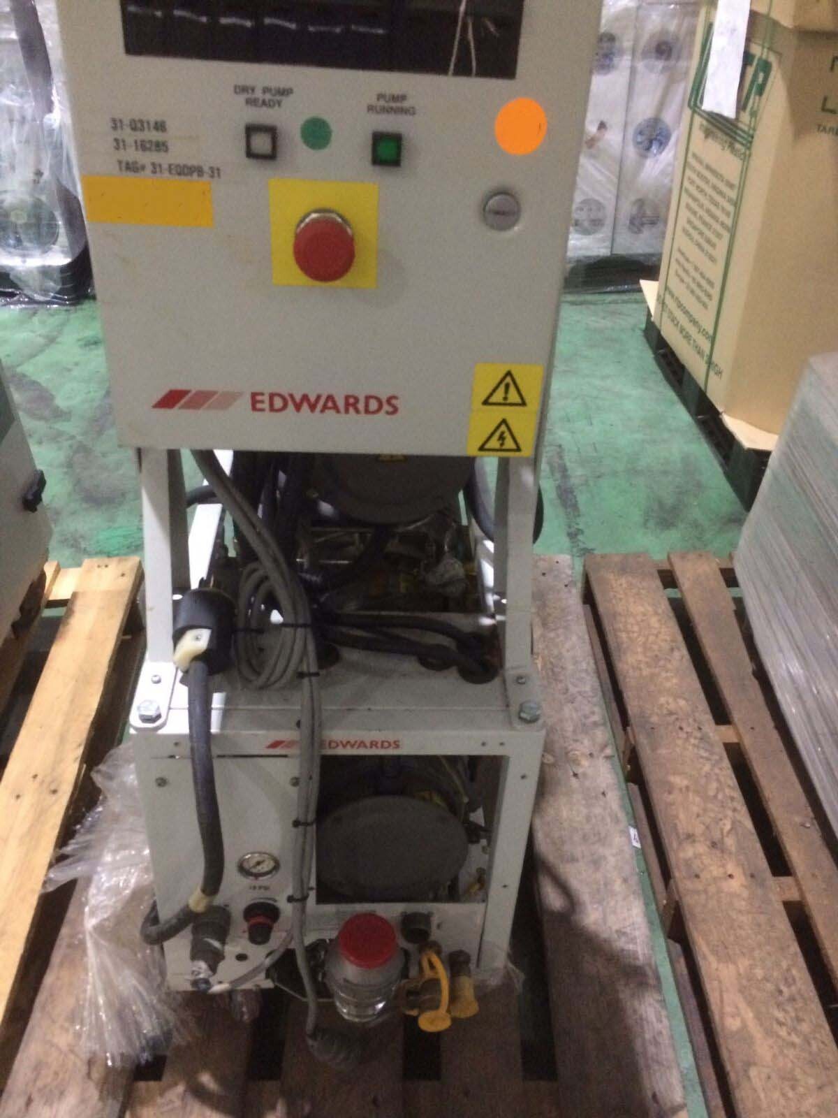 Photo Used EDWARDS QMB250F For Sale