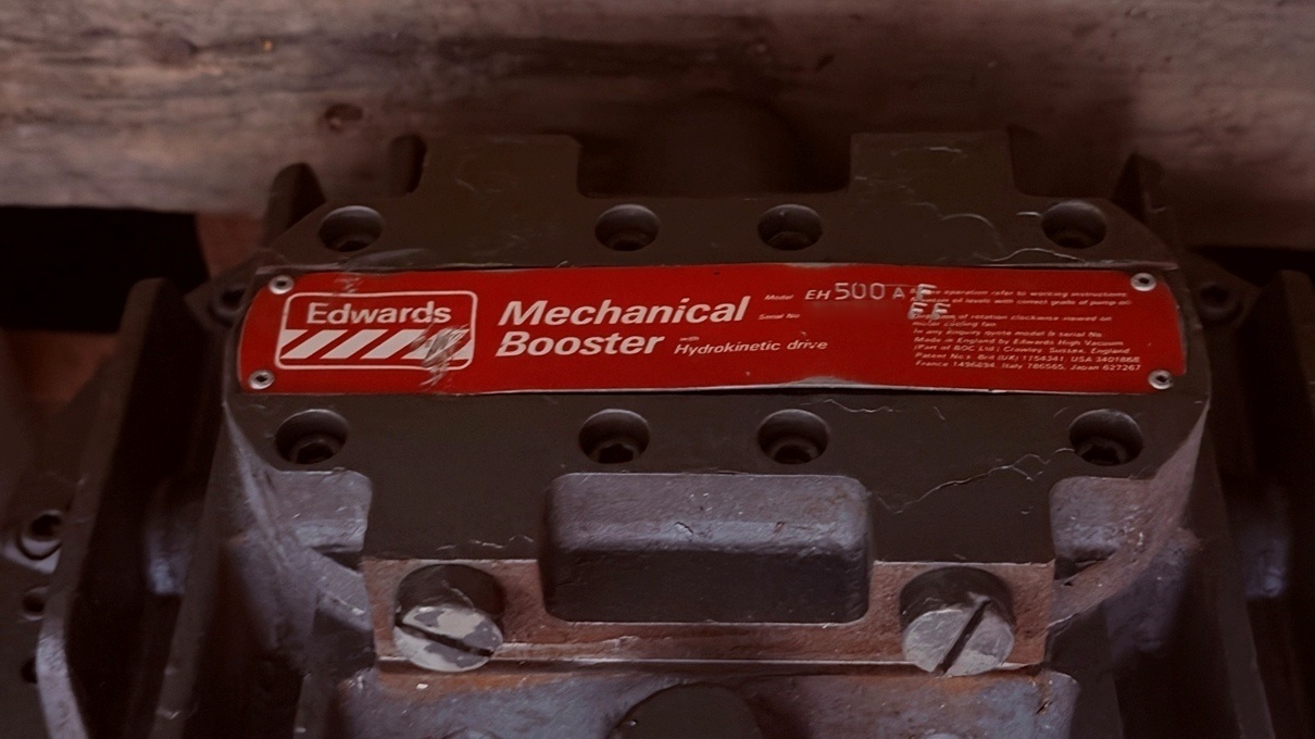 图为 已使用的 EDWARDS QMB500 待售