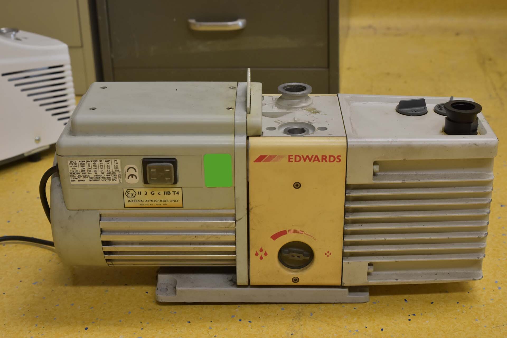 Photo Used EDWARDS RV12 For Sale