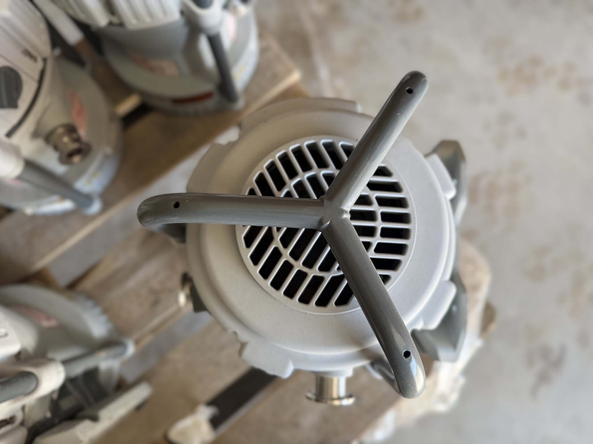 Foto Verwendet EDWARDS XDS10 Zum Verkauf