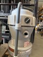 Foto Verwendet EDWARDS XDS10 Zum Verkauf