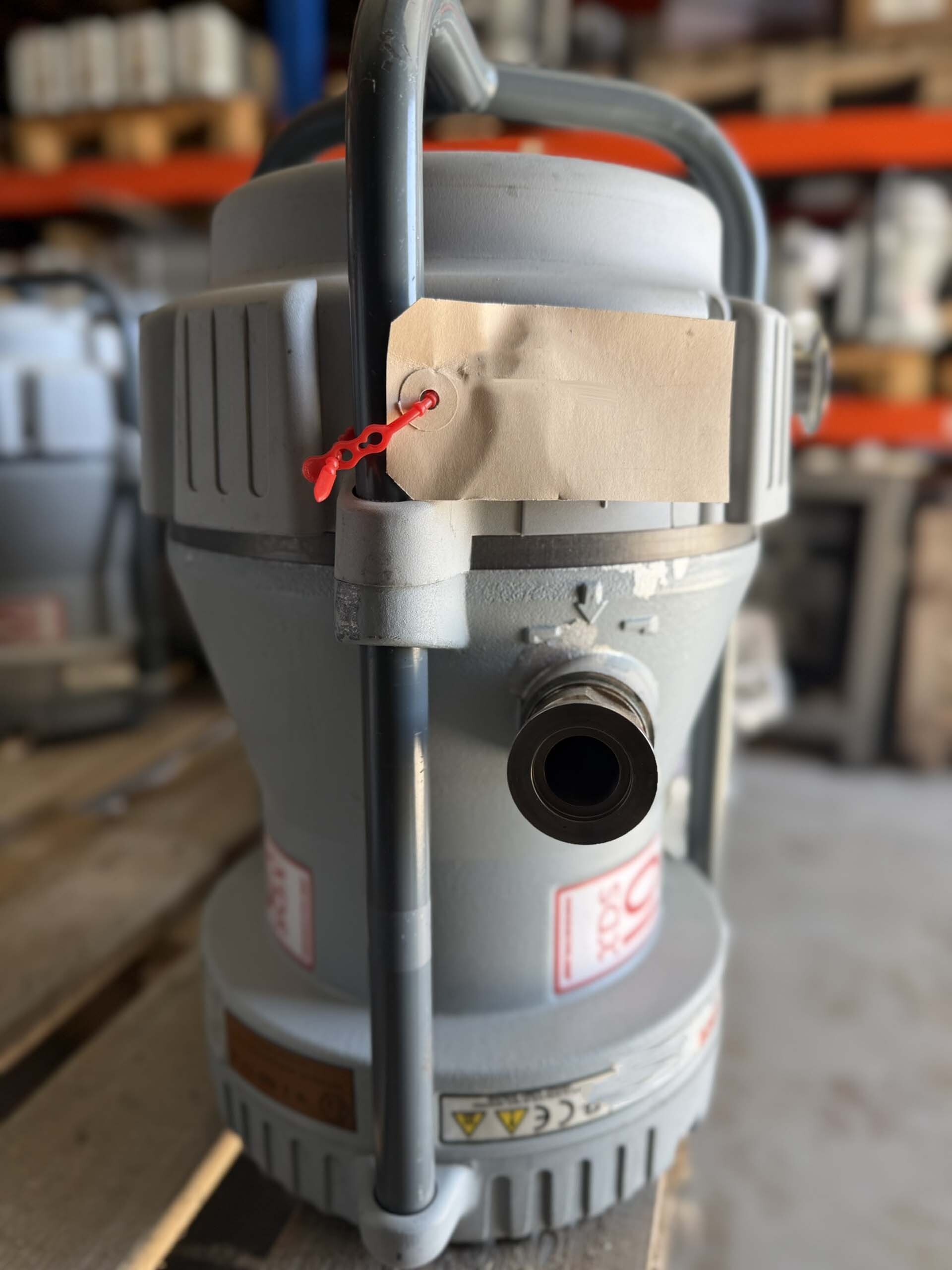 Foto Verwendet EDWARDS XDS10 Zum Verkauf