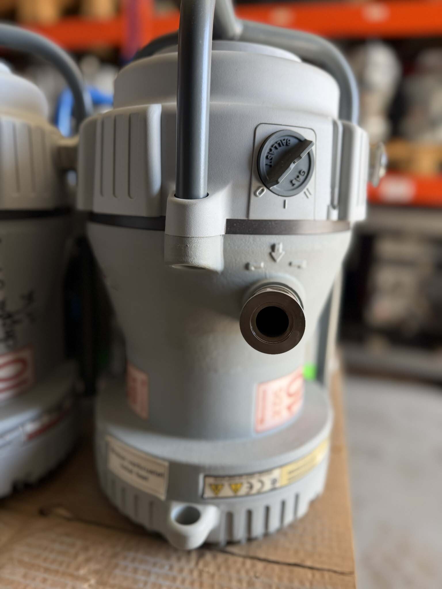 Foto Verwendet EDWARDS XDS10 Zum Verkauf