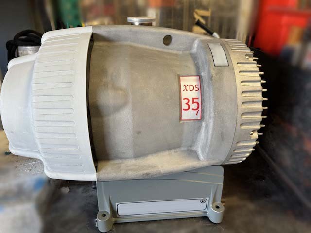 Photo Utilisé EDWARDS XDS35i À vendre