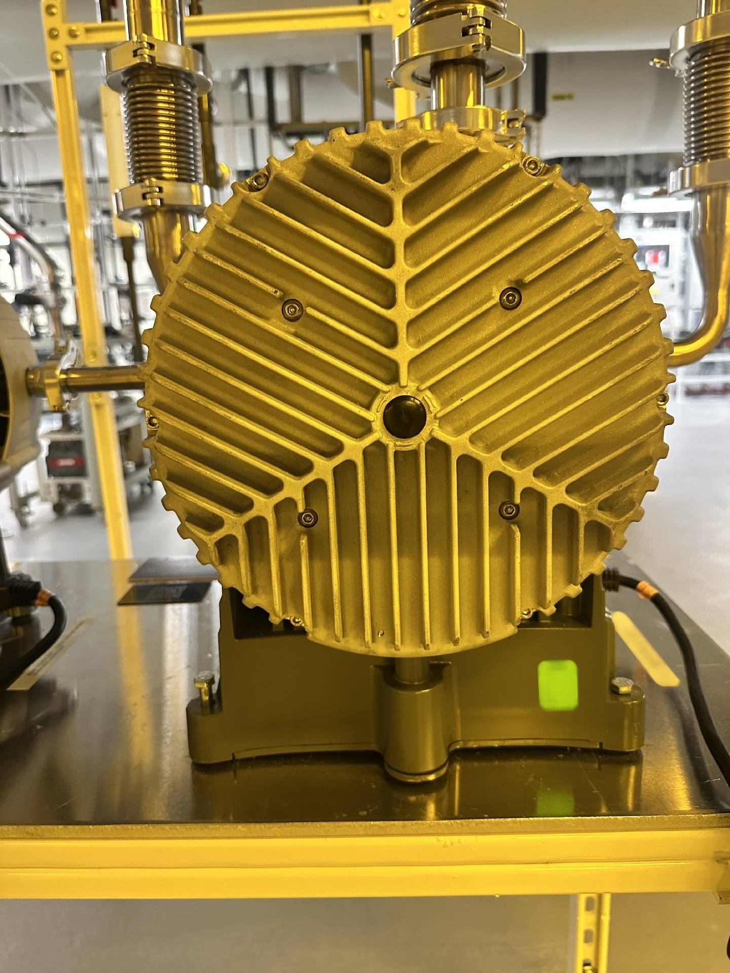 Foto Verwendet EDWARDS XDS35i Zum Verkauf
