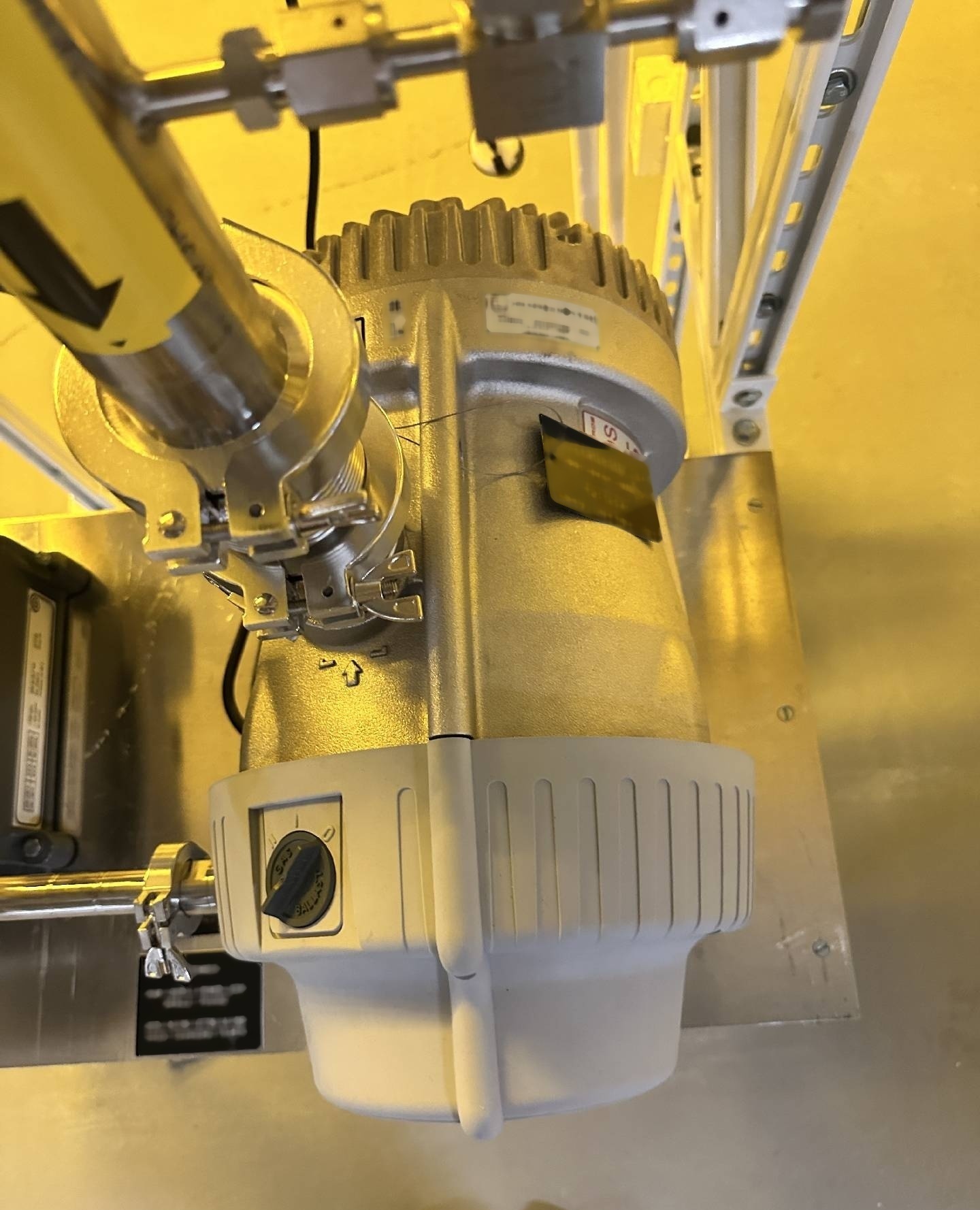 Foto Verwendet EDWARDS XDS35i Zum Verkauf