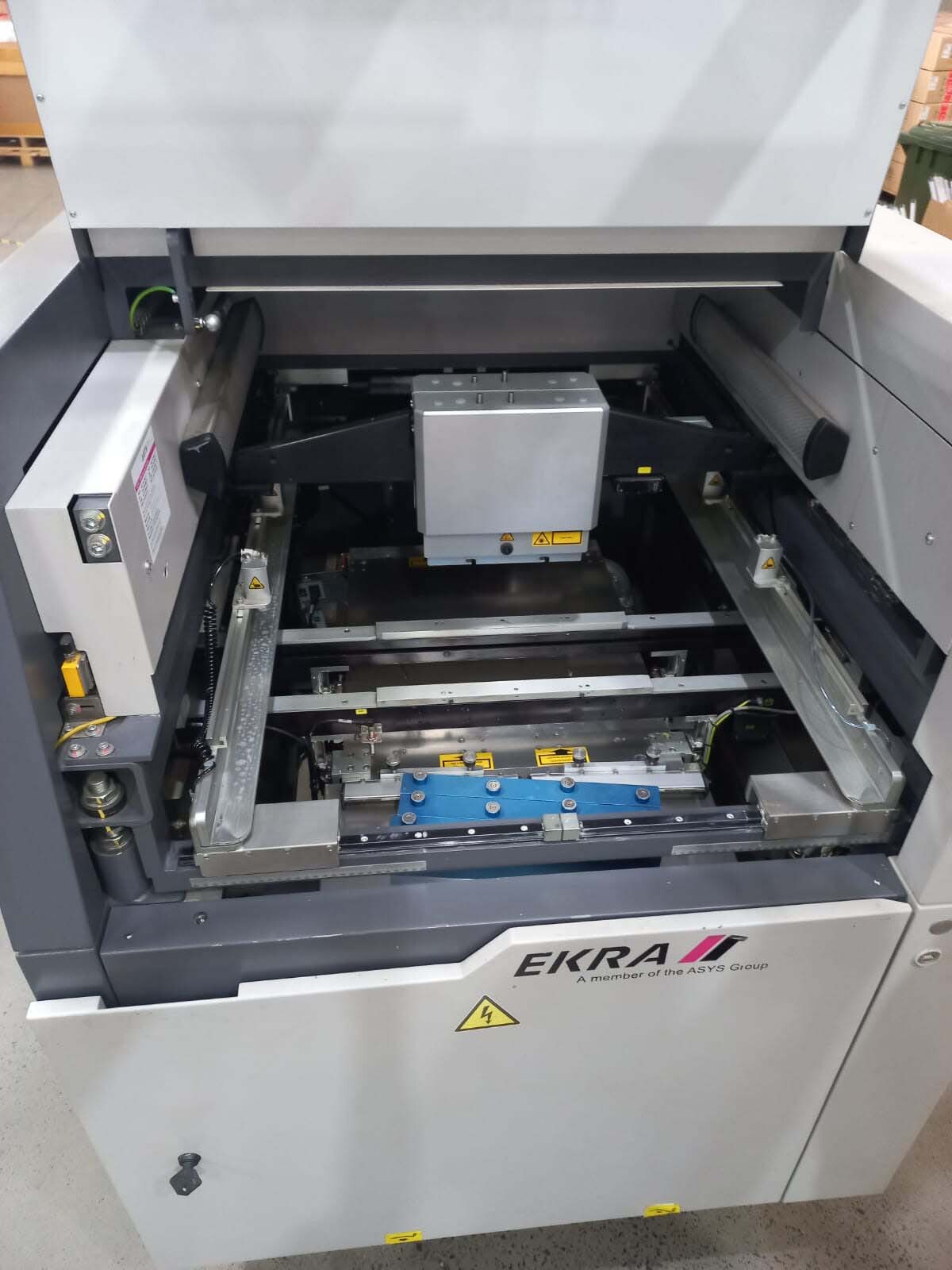 Photo Used EKRA X4 For Sale