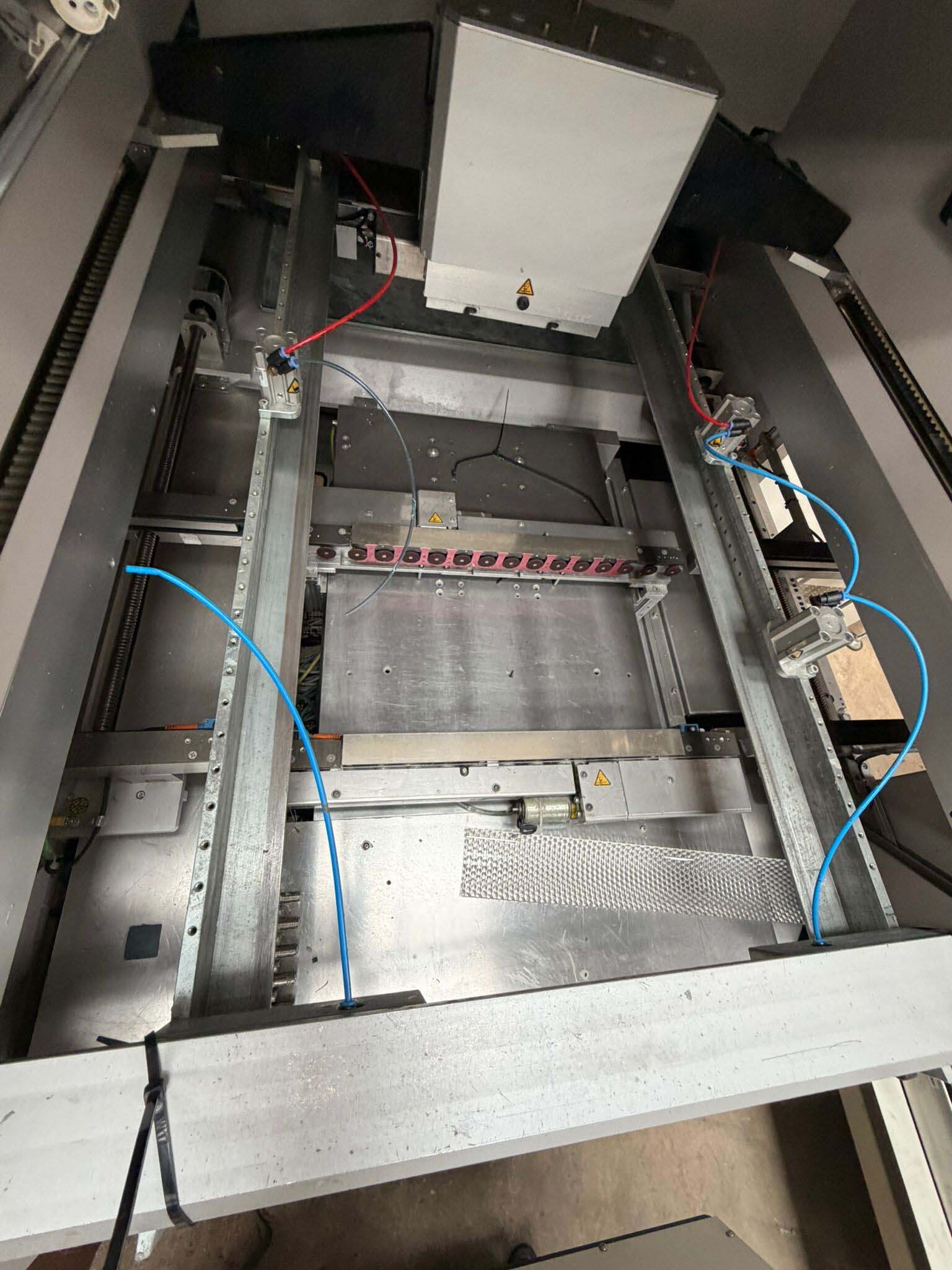 图为 已使用的 EKRA X5 HSP 待售