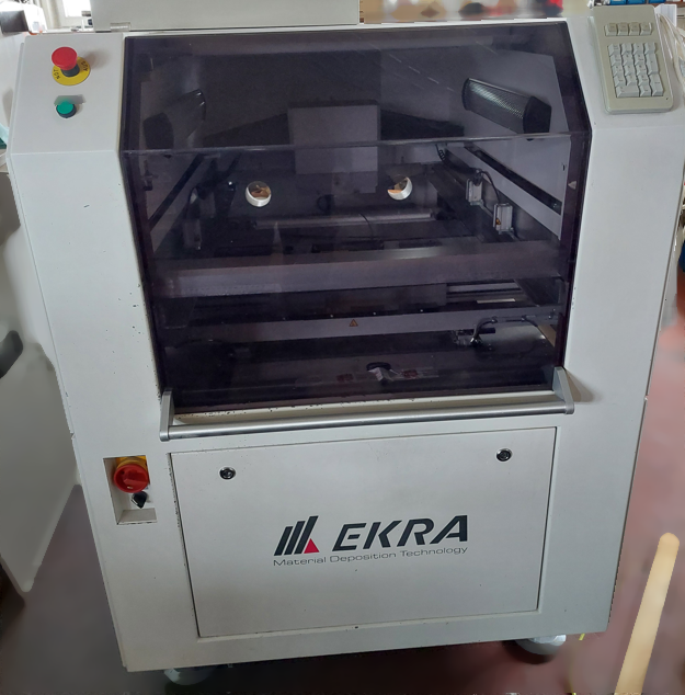 图为 已使用的 EKRA X5 待售