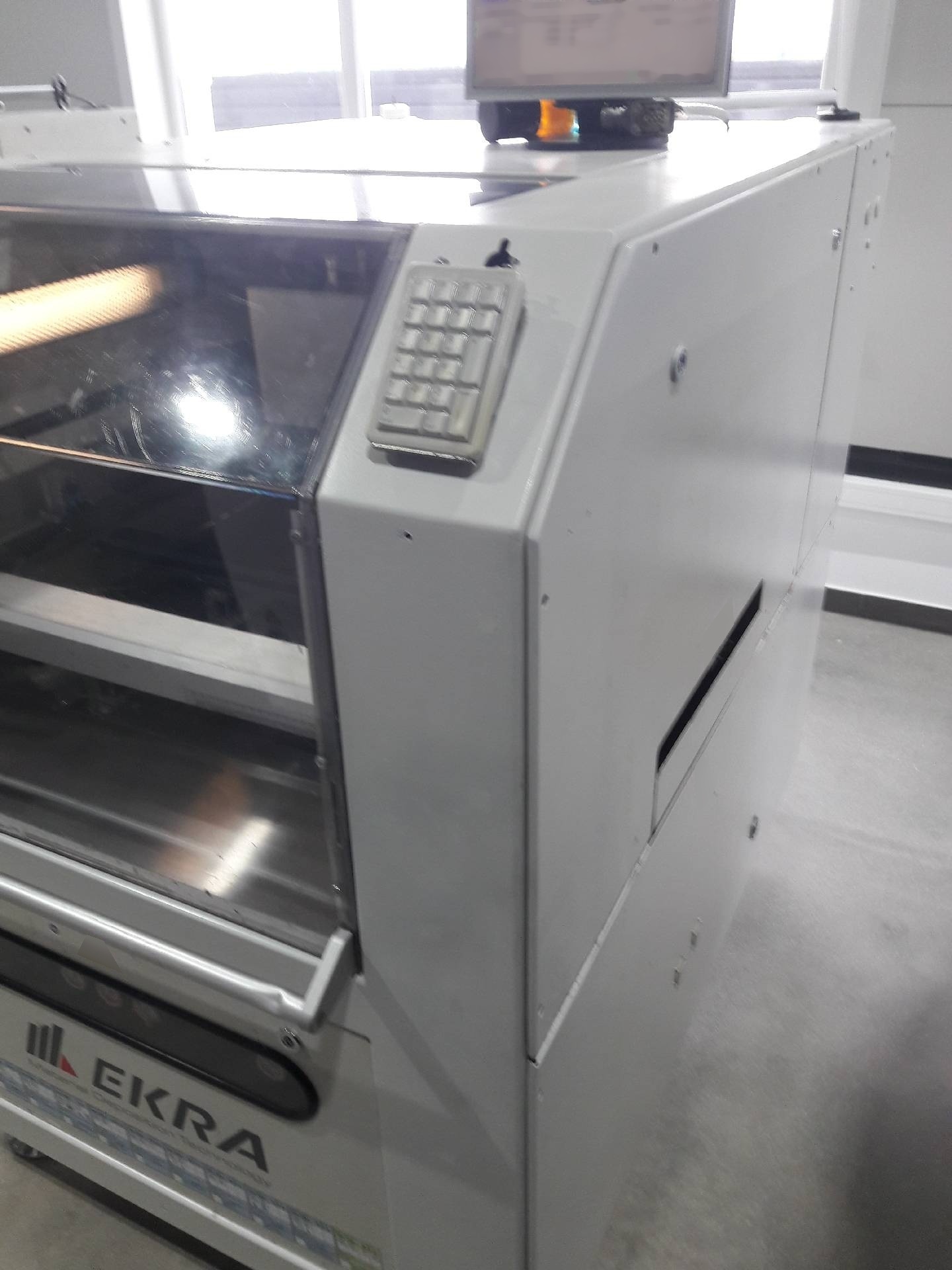圖為 已使用的 EKRA X5 待售