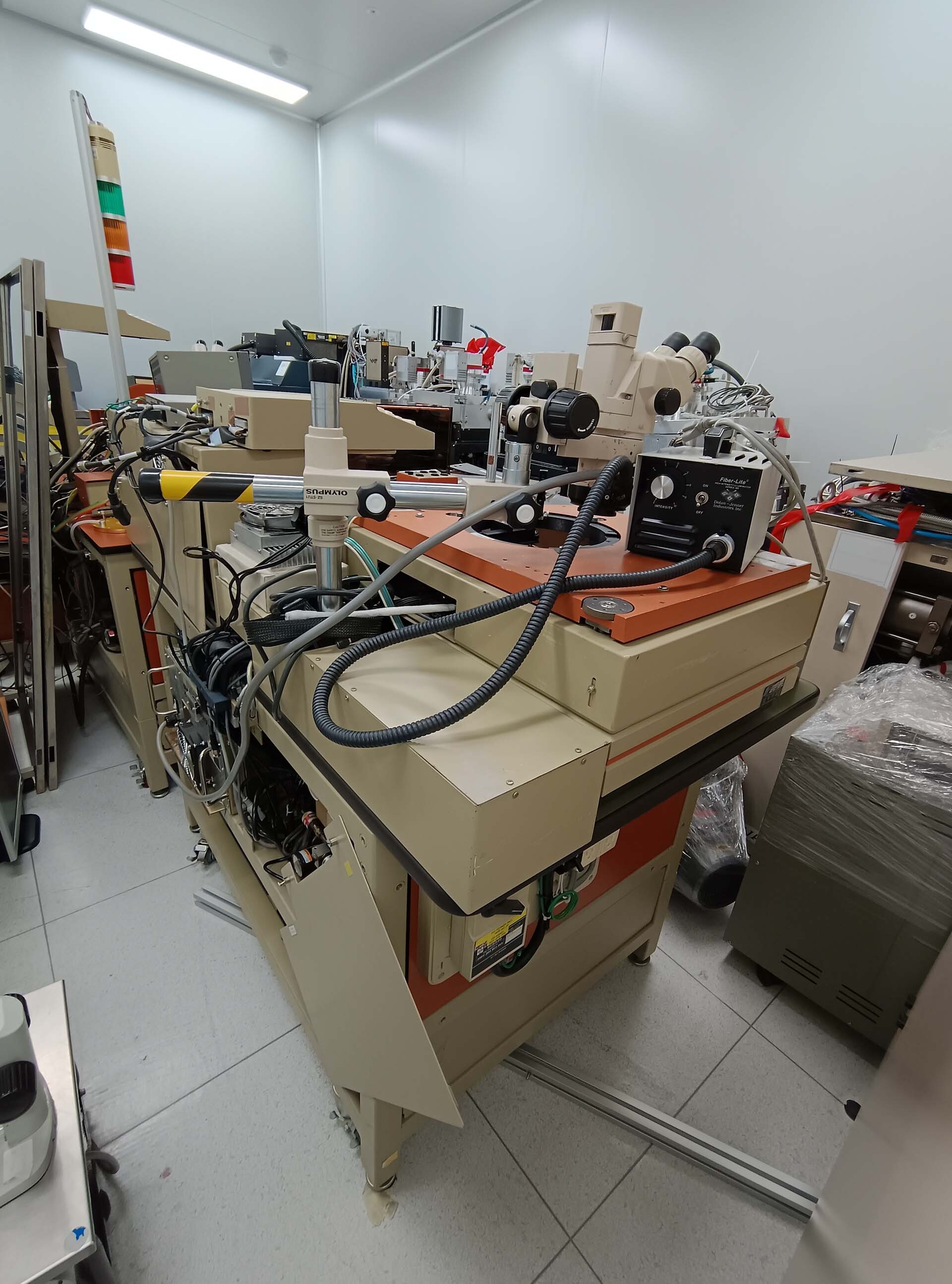 Photo Used ELECTROGLAS / EG 2001CXE For Sale