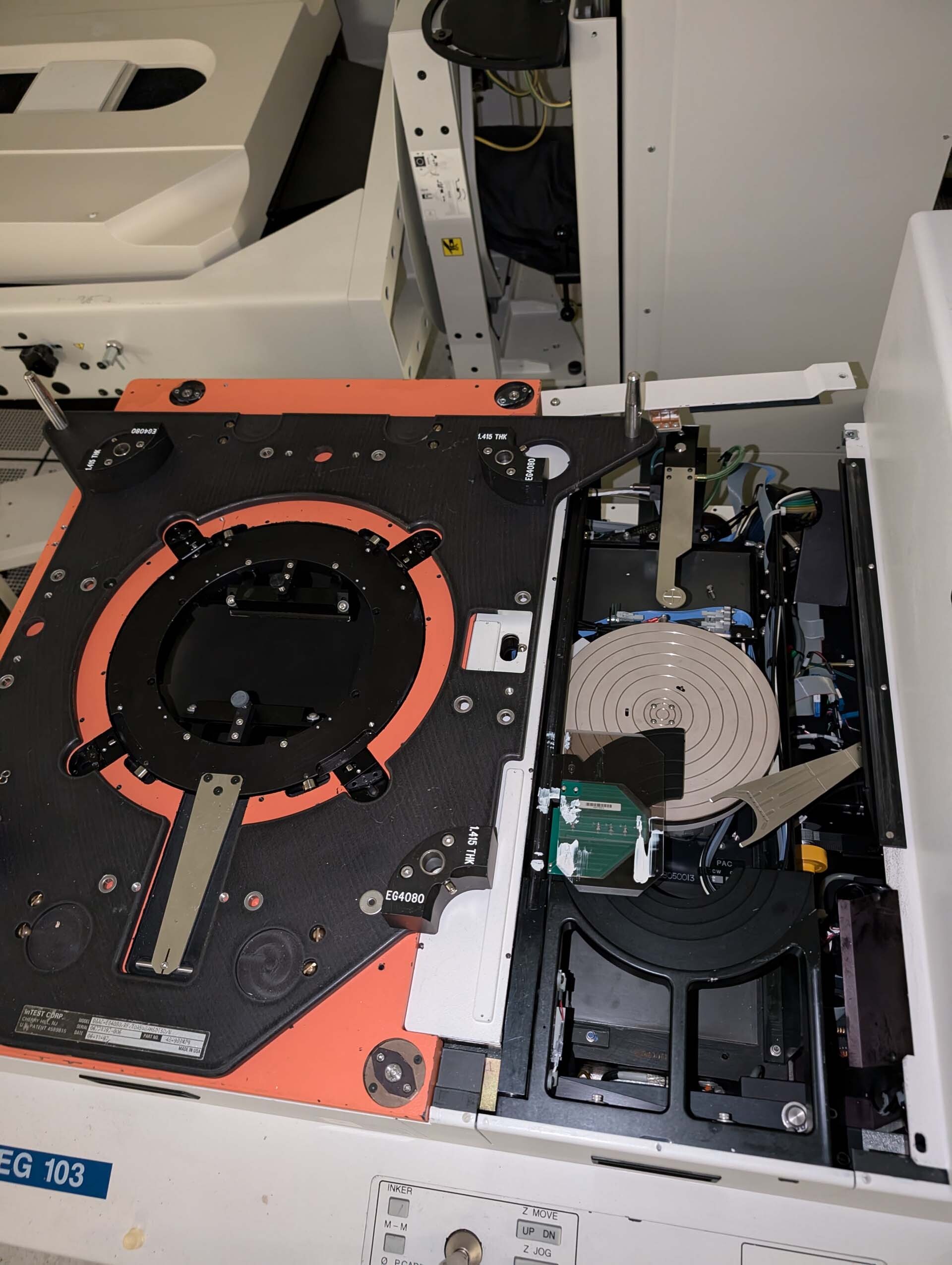 Photo Used ELECTROGLAS / EG 4090 For Sale