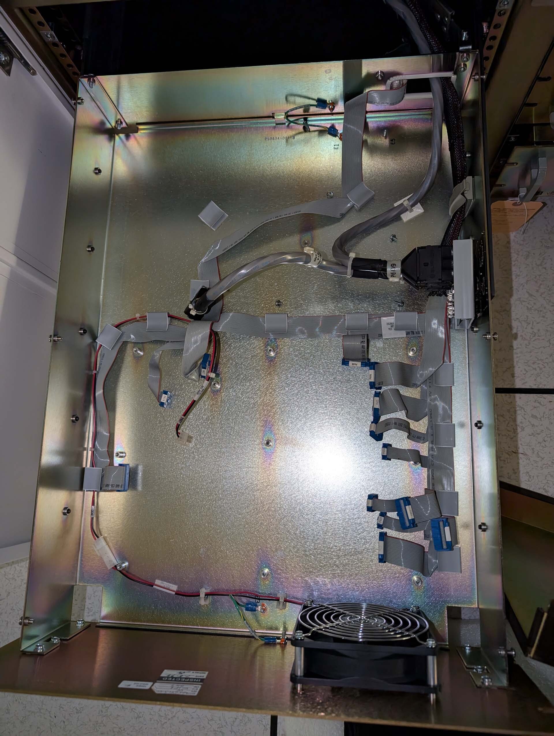 Photo Used ELECTROGLAS / EG 4090 For Sale