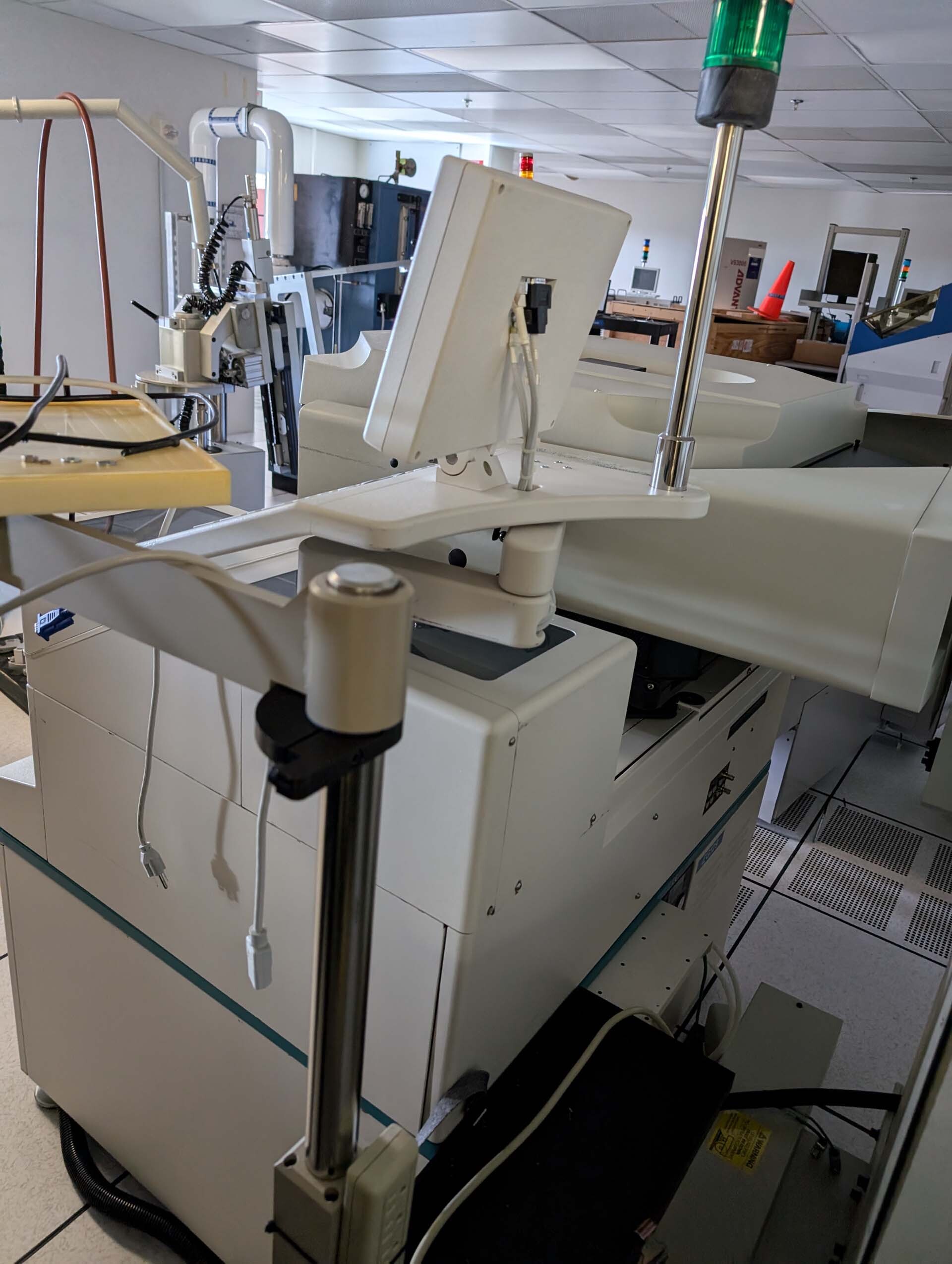 Photo Used ELECTROGLAS / EG 4090 For Sale