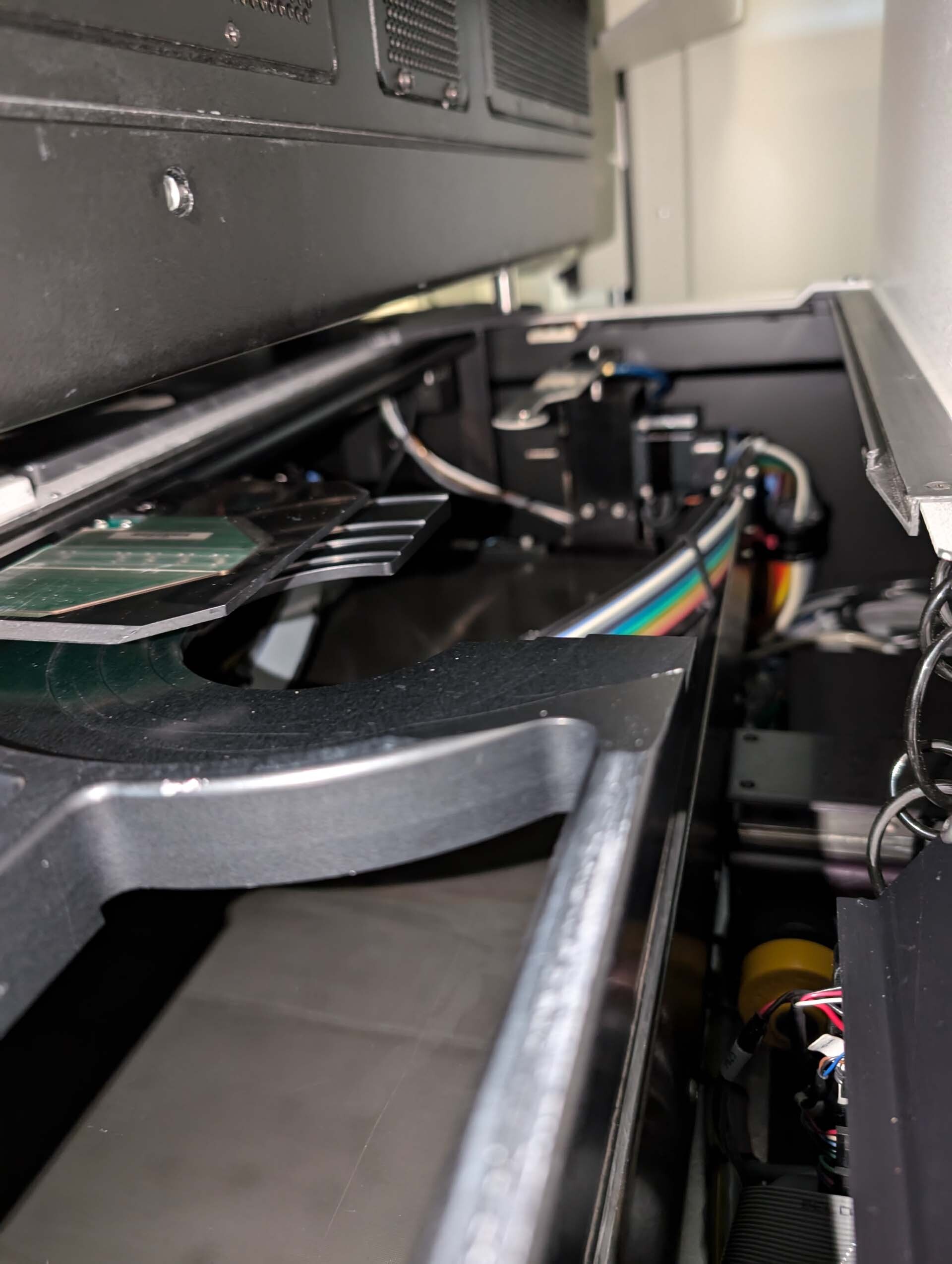 Photo Used ELECTROGLAS / EG 4090 For Sale