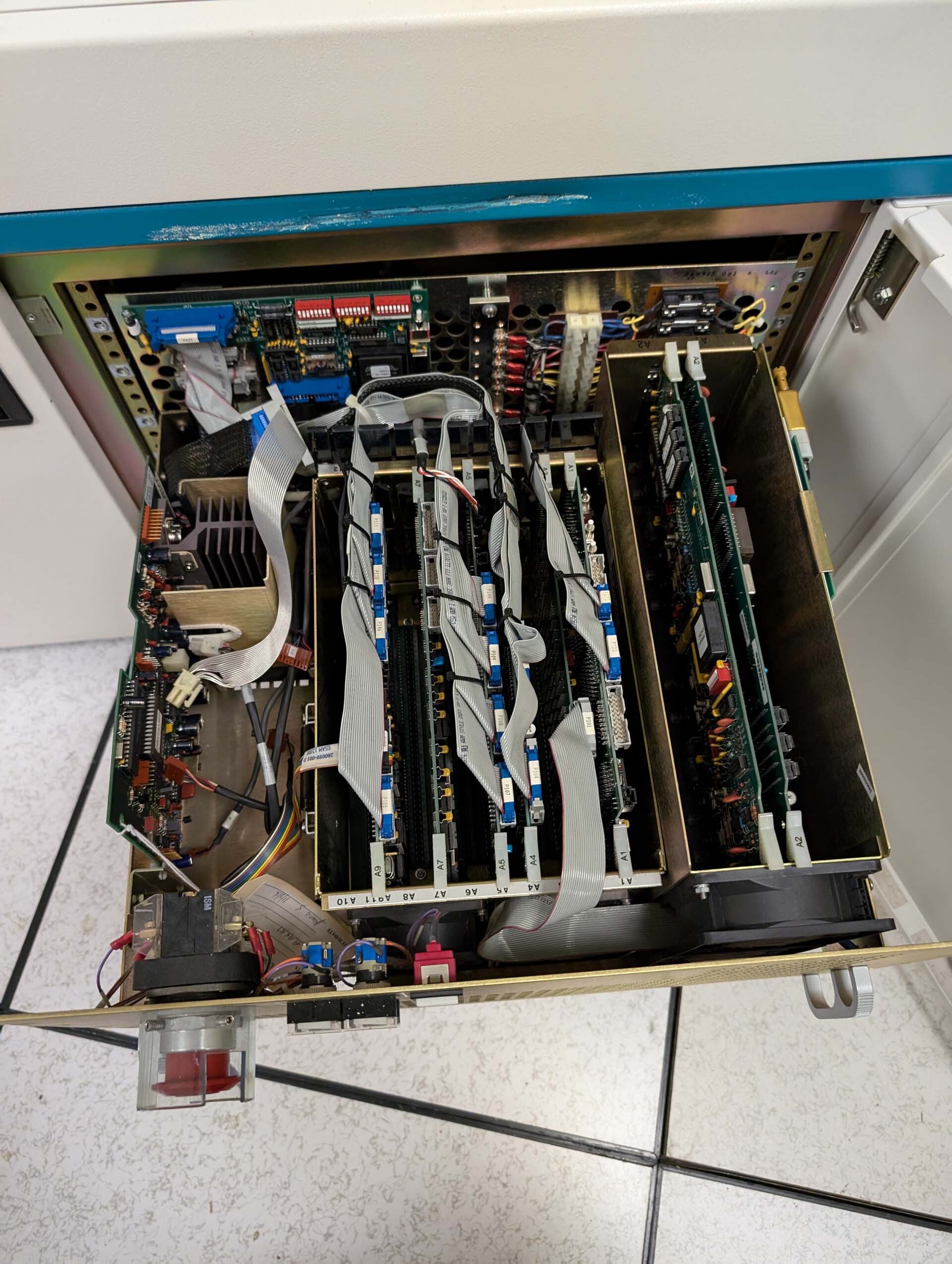 사진 사용됨 ELECTROGLAS / EG 4090 판매용