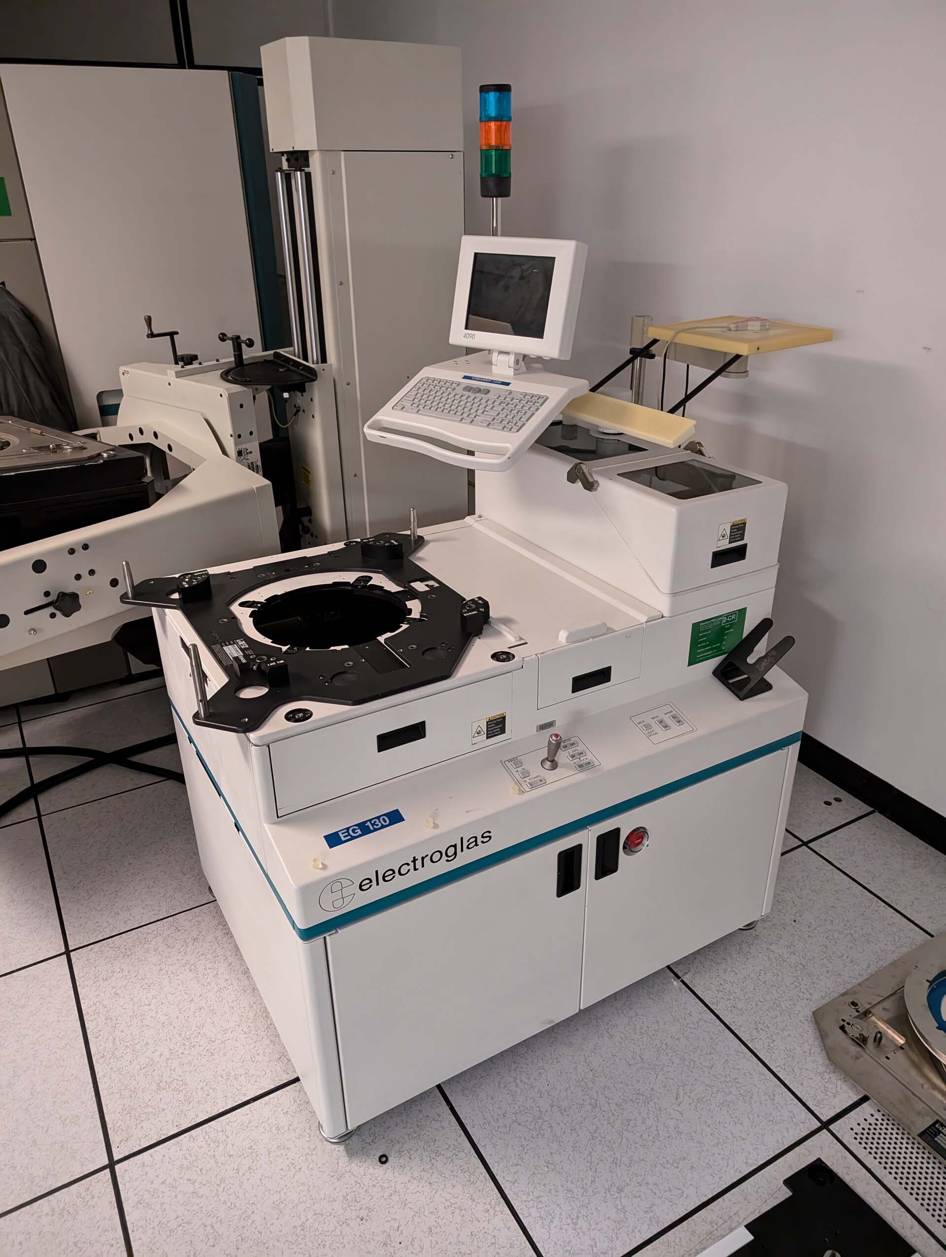 Photo Utilisé ELECTROGLAS / EG 4090 À vendre